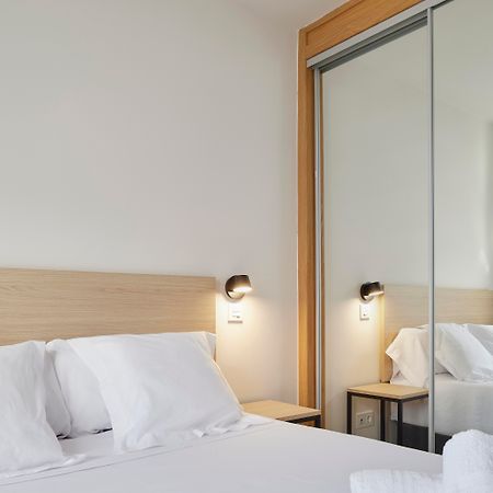 Iraipe Logrono Hotel エクステリア 写真
