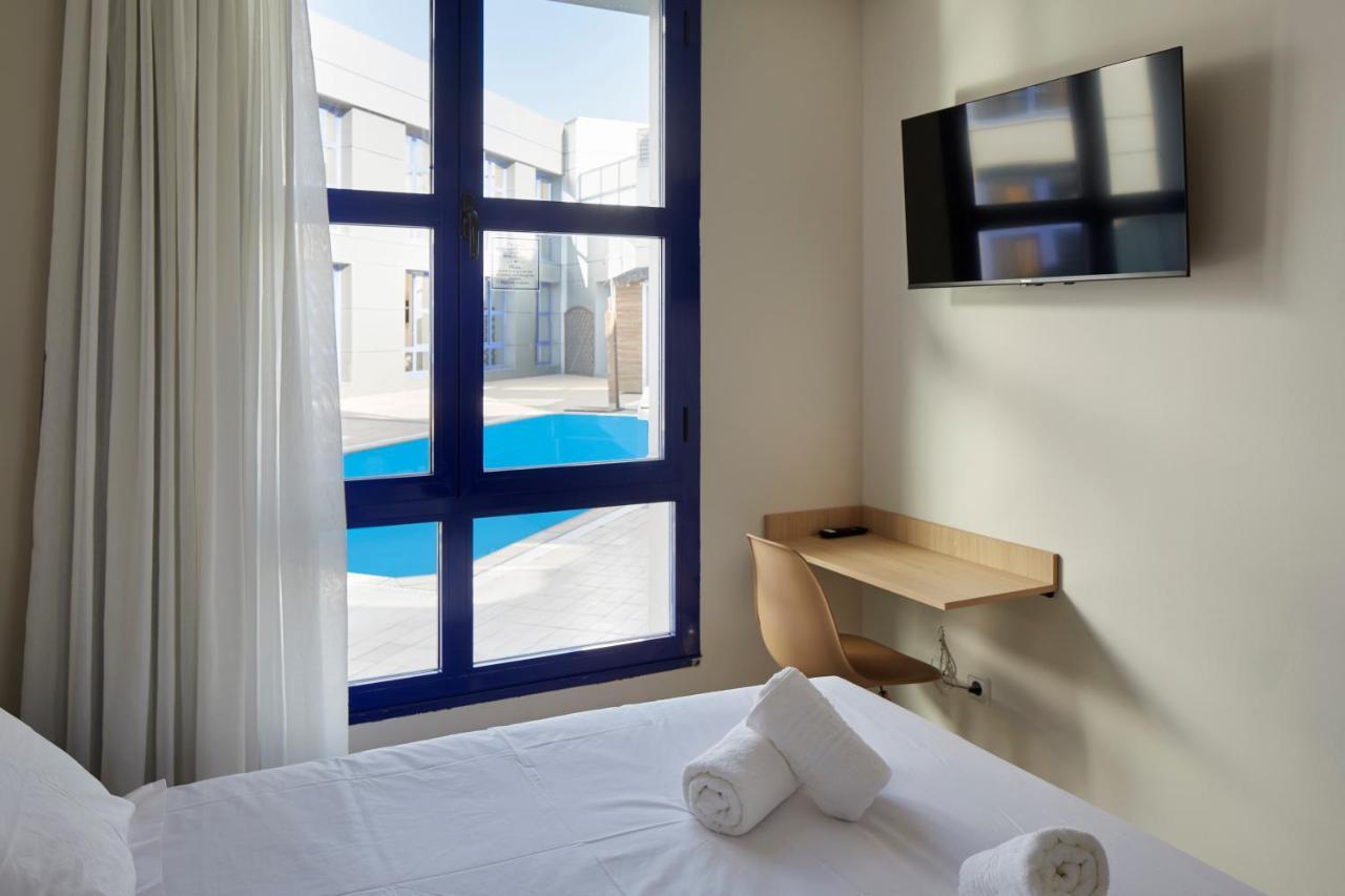 Iraipe Logrono Hotel エクステリア 写真
