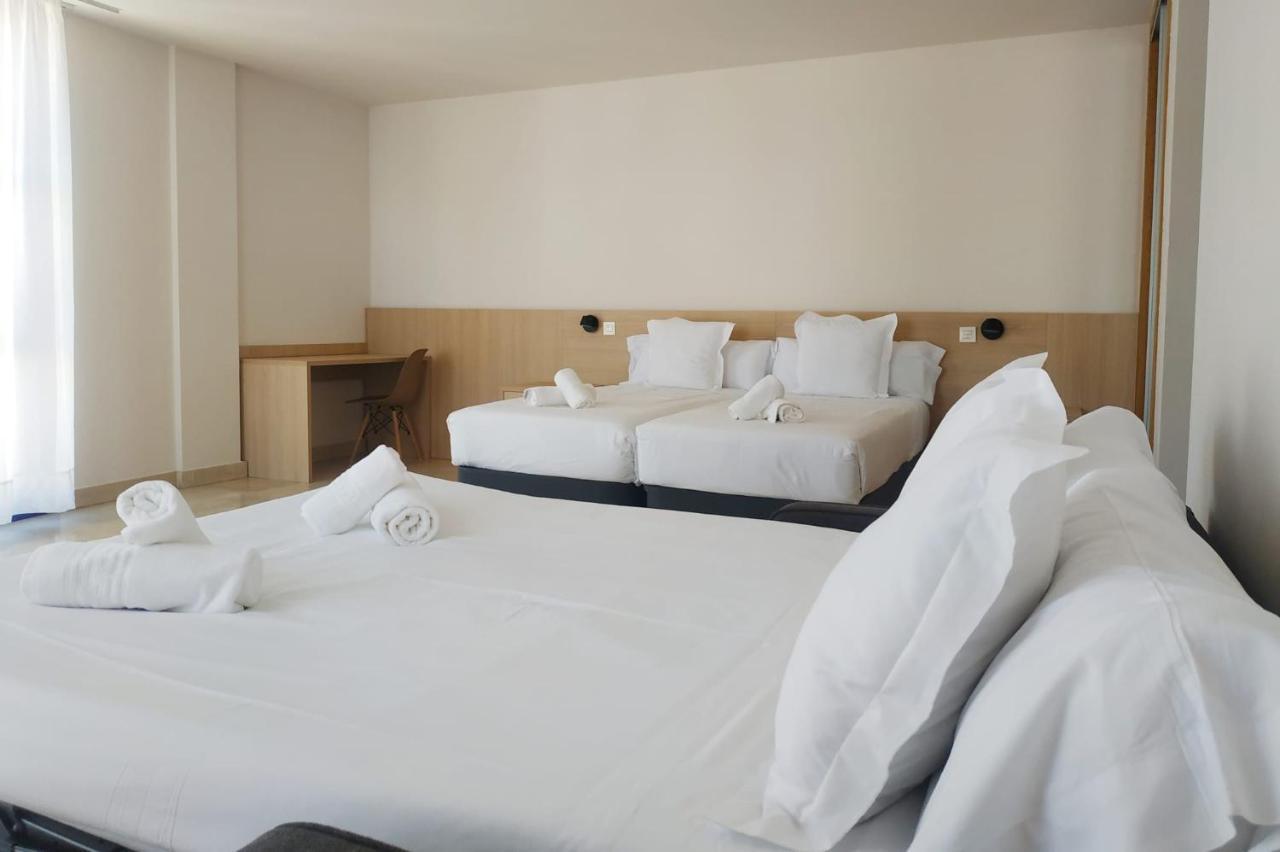 Iraipe Logrono Hotel エクステリア 写真
