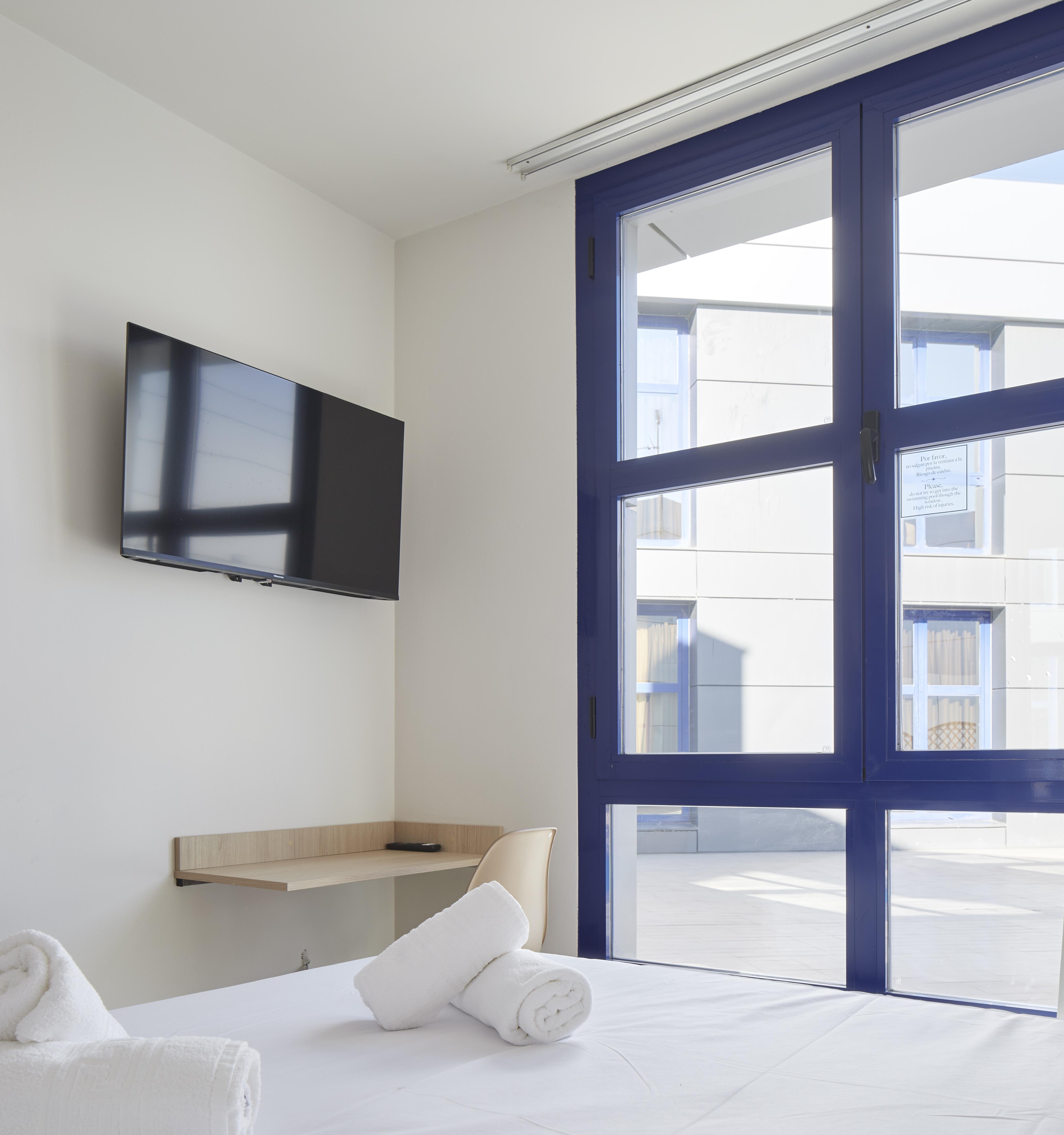 Iraipe Logrono Hotel エクステリア 写真