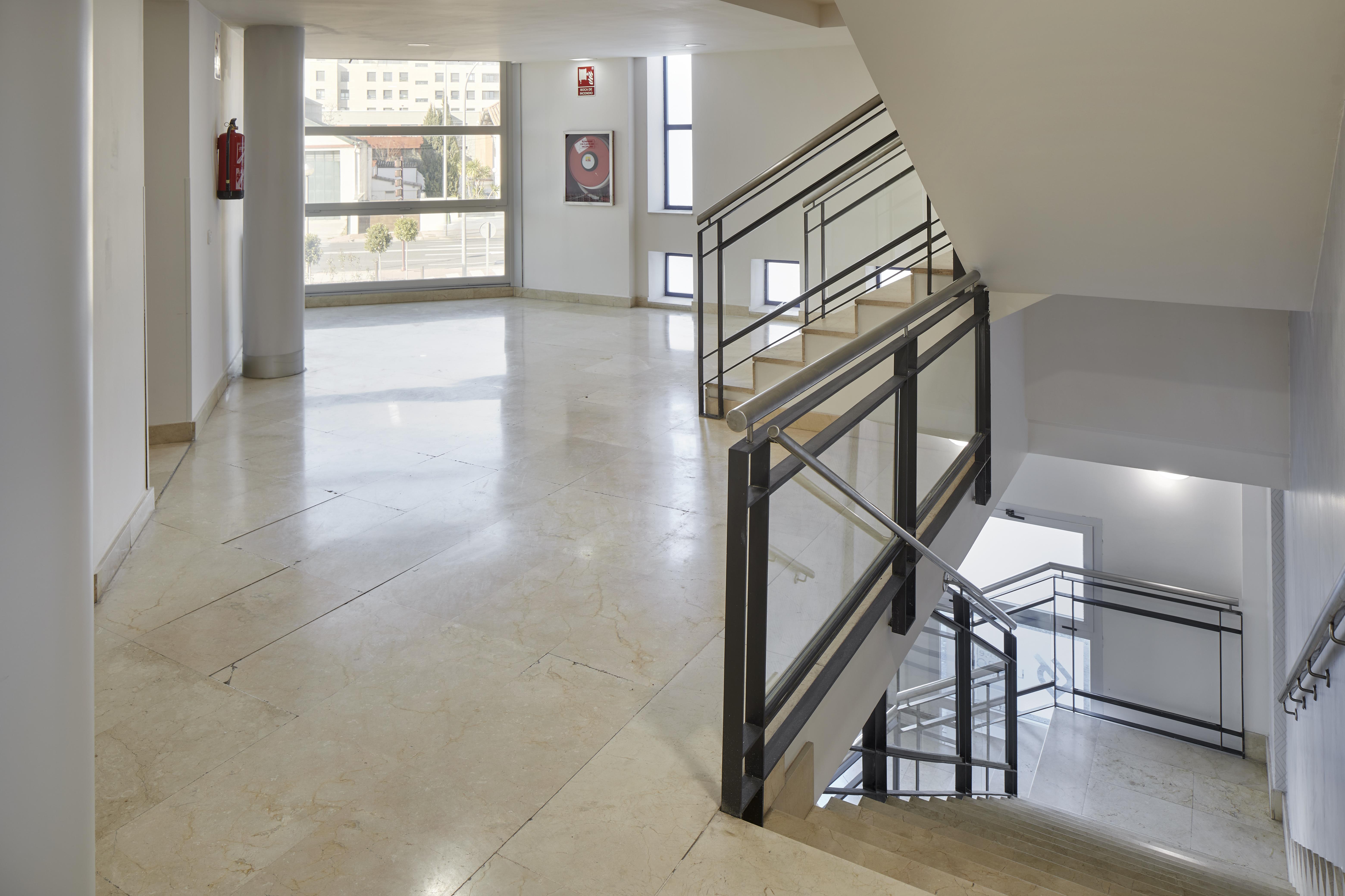 Iraipe Logrono Hotel エクステリア 写真