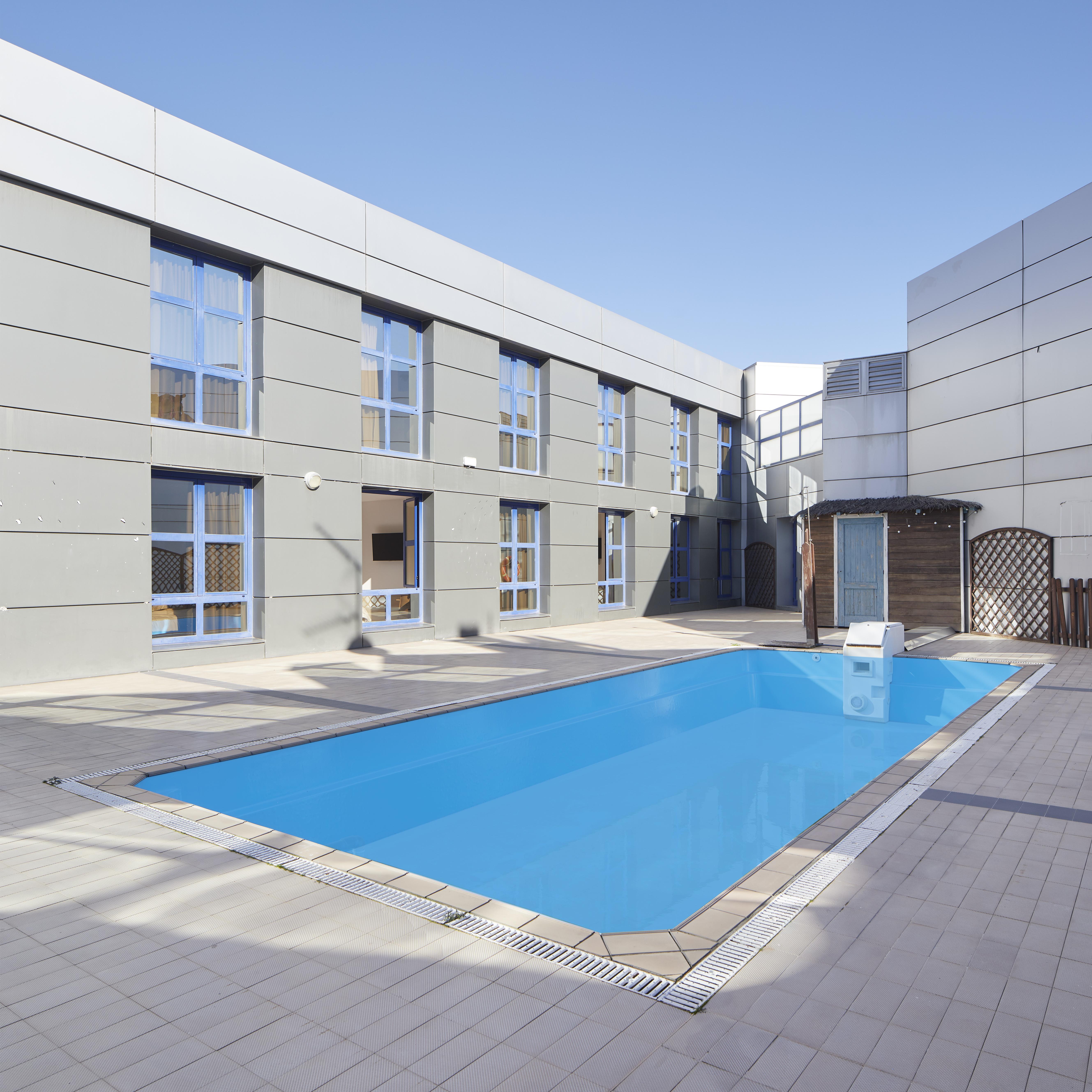 Iraipe Logrono Hotel エクステリア 写真