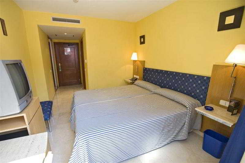 Iraipe Logrono Hotel エクステリア 写真